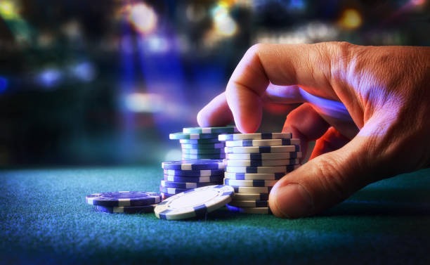 Texas Hold'em Bonus hand progression and betting stages